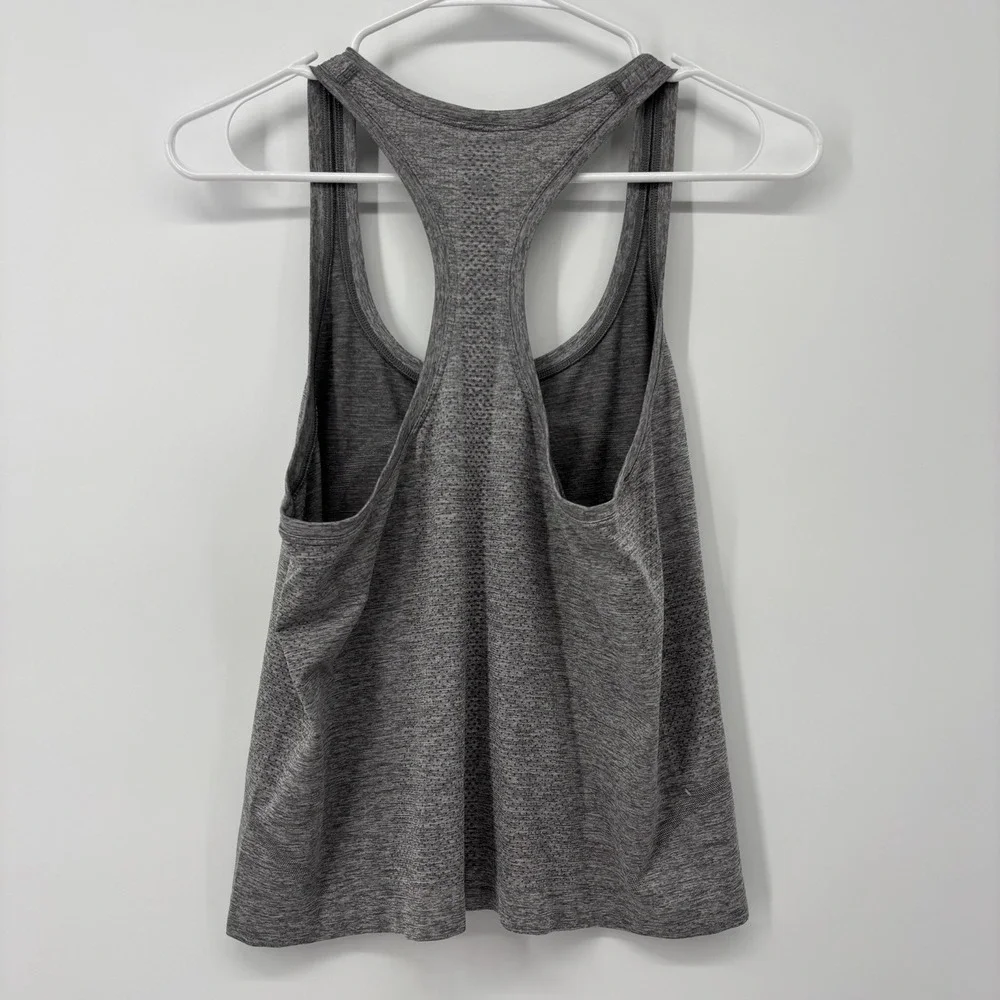 Lululemon Women's Swiftly Tech Racerback Tank Top Knit Vented Gray Size 8 - Picture 2 of 6